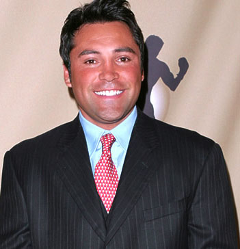 oscar de la hoya family. OSCAR DE LA HOYA RETIRES FROM