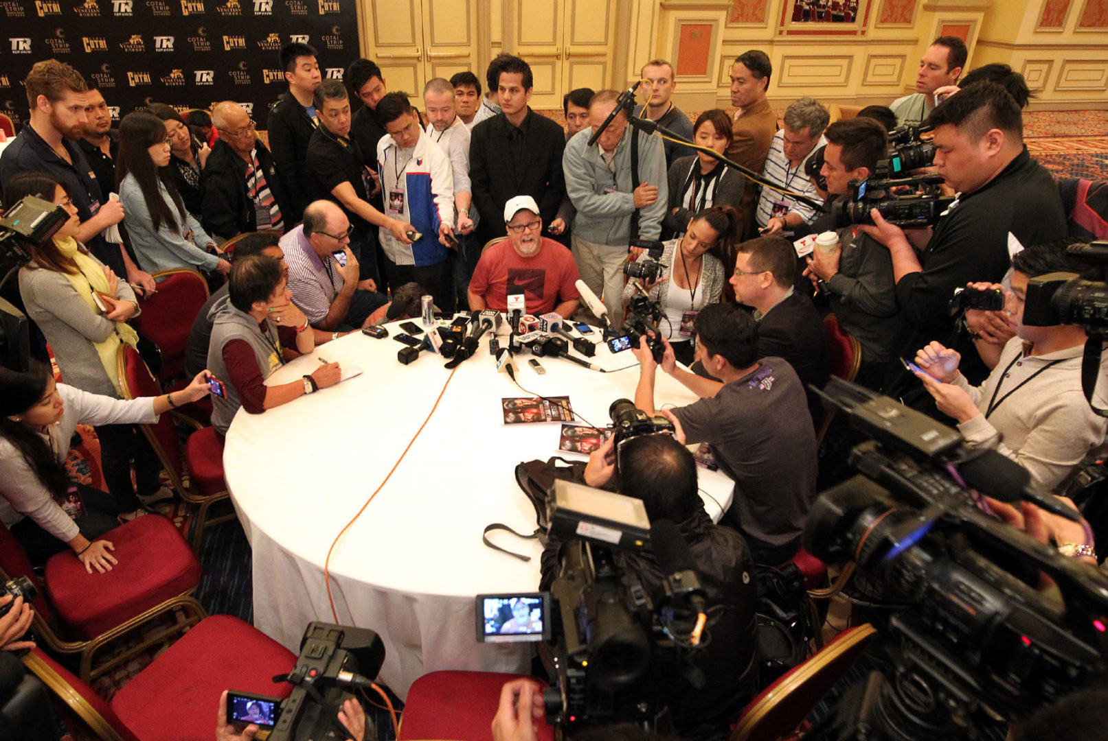 ROACH – GARCIA INTERVIEWS PHOTO GALLERY