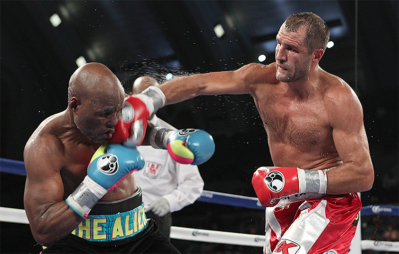 Kovalev decisions Hopkins to unify Light Heavyweight titles