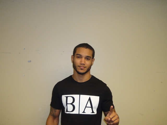 Berlin Abreu upsets David Peralta via split decision in exciting war at Sands Bethlehem Event Center