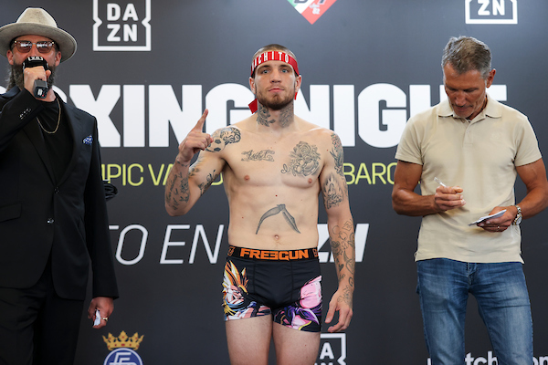 Lejarraga vs Charrat Weigh In