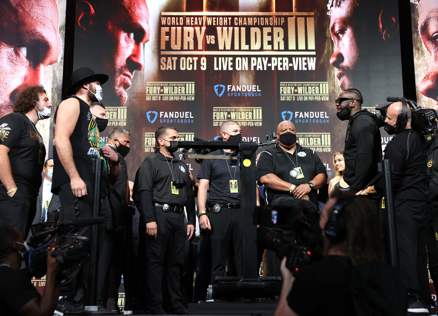 FOLLOW FURY – WILDER 3 LIVE