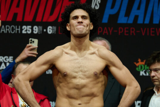 Benavidez commanding the stage in a bid to prove he can command another weight class